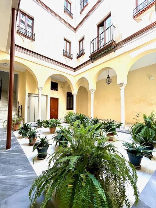Hispalis San Nicolas Seville Exterior photo